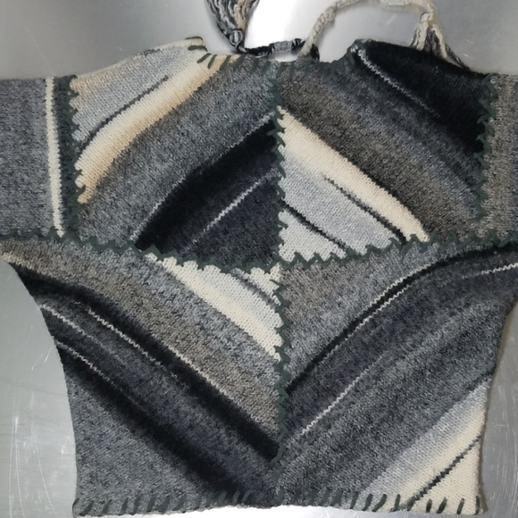 LaROK Luxe Eclectic Sweater XS - Picture 6 of 7